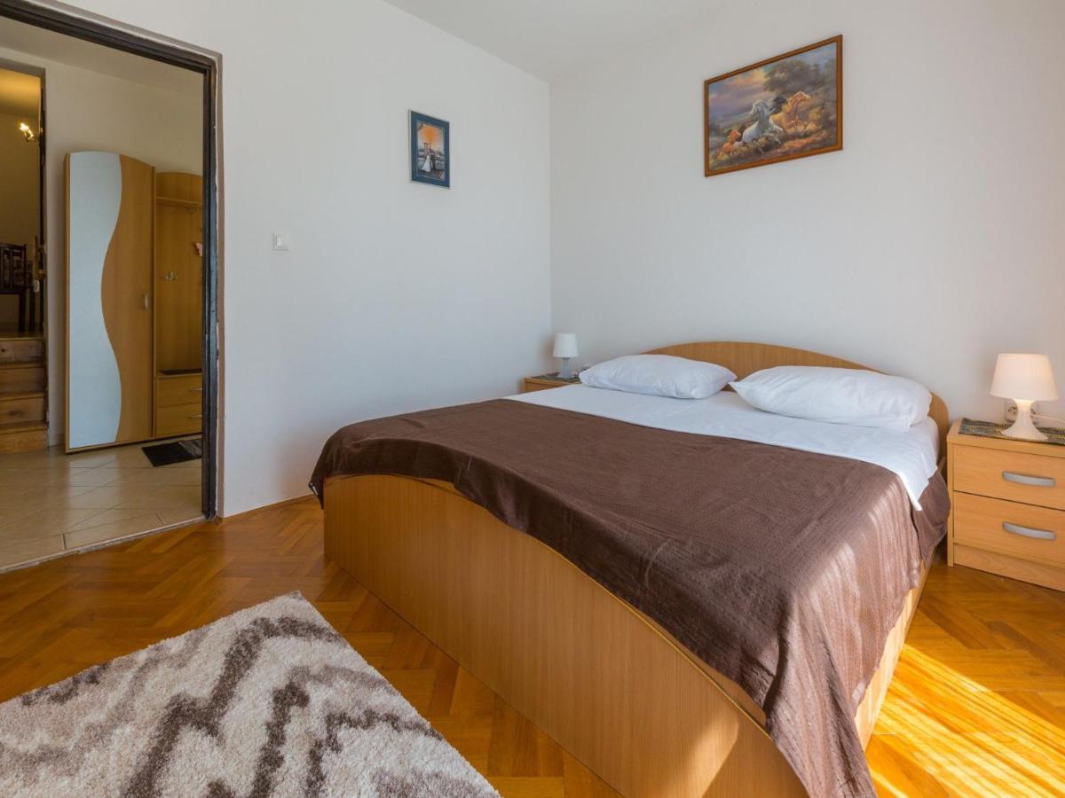 Apartments Adrasteja Dramalj Zewnętrze zdjęcie